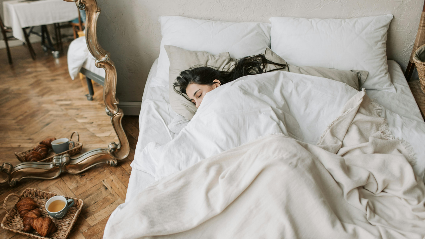 Why We Wake Up At 3 AM And What Our Body Is Trying To Tell Us