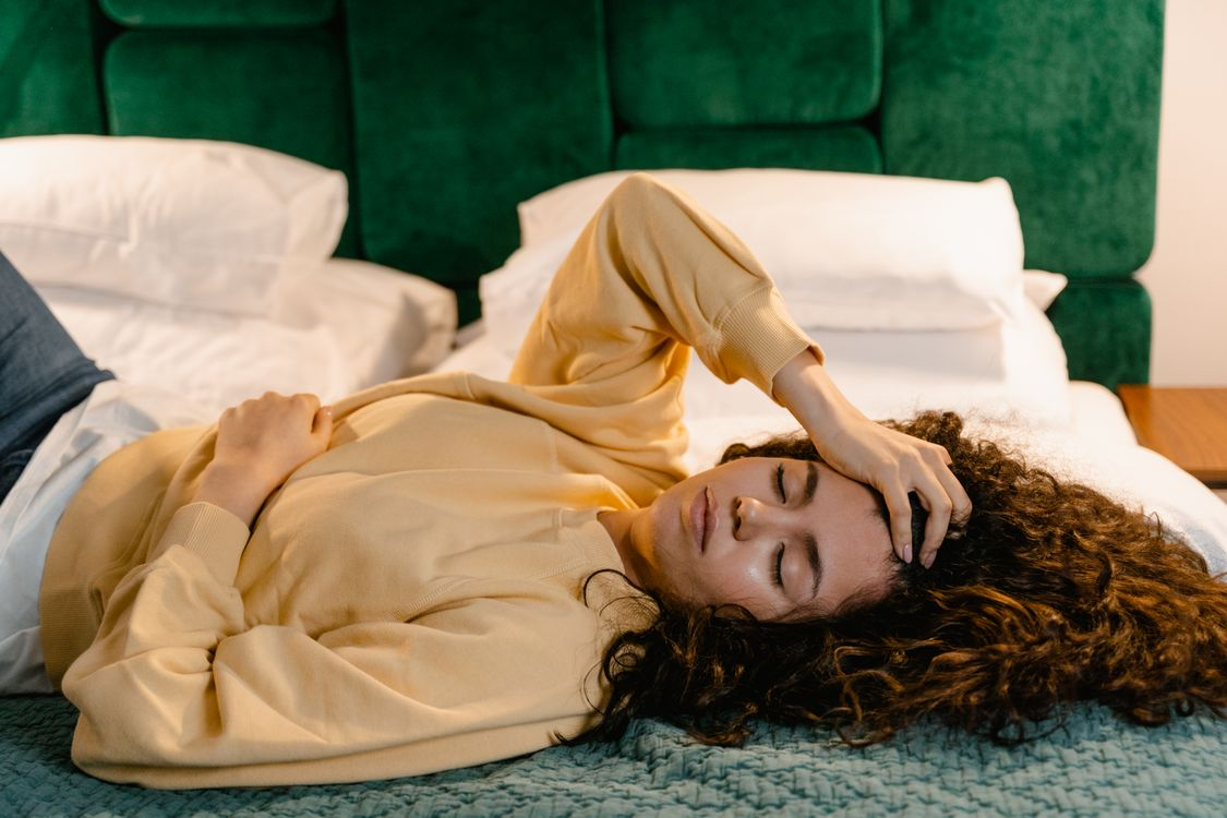 Night Sweats in Perimenopause: Why We Wake Up Hot, Sweaty, and Exhausted?